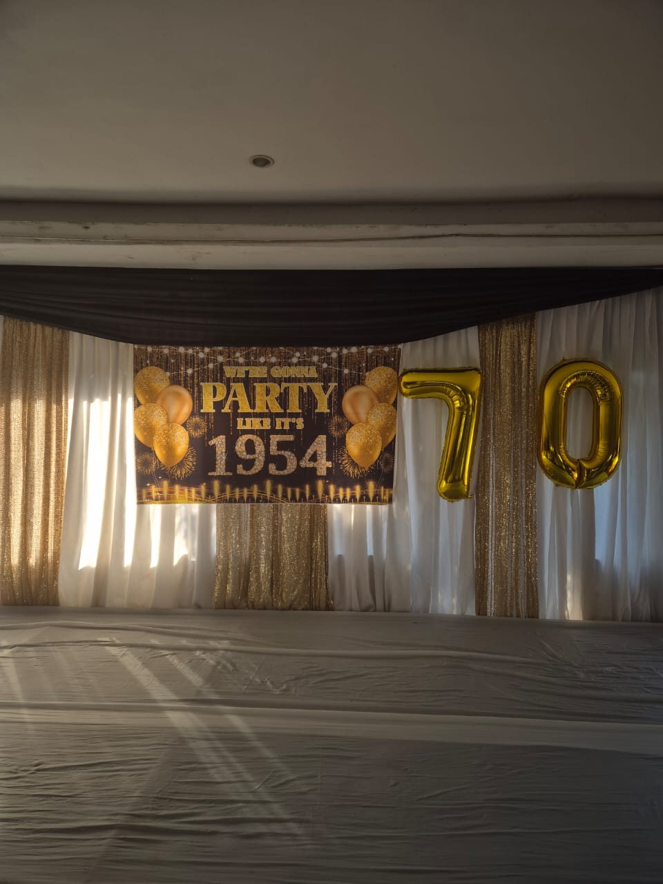 1954 themed stage backdrop