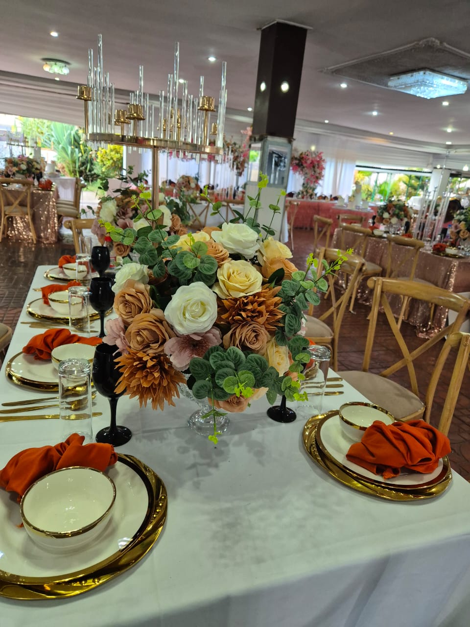 Wedding head table decoration at Spree Guest House